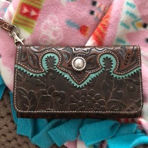Western wristlet